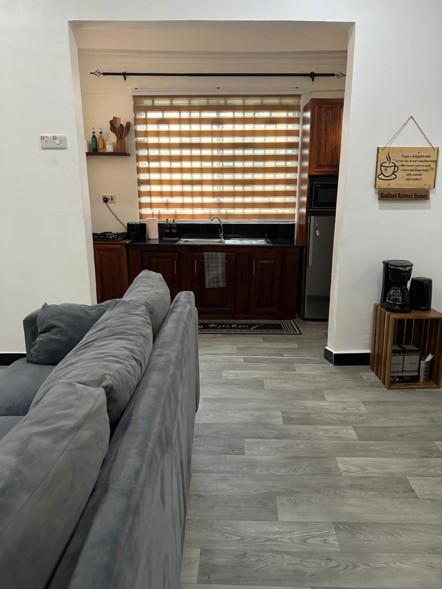 Radiant Retreat Homes 达累斯萨拉姆 外观 照片