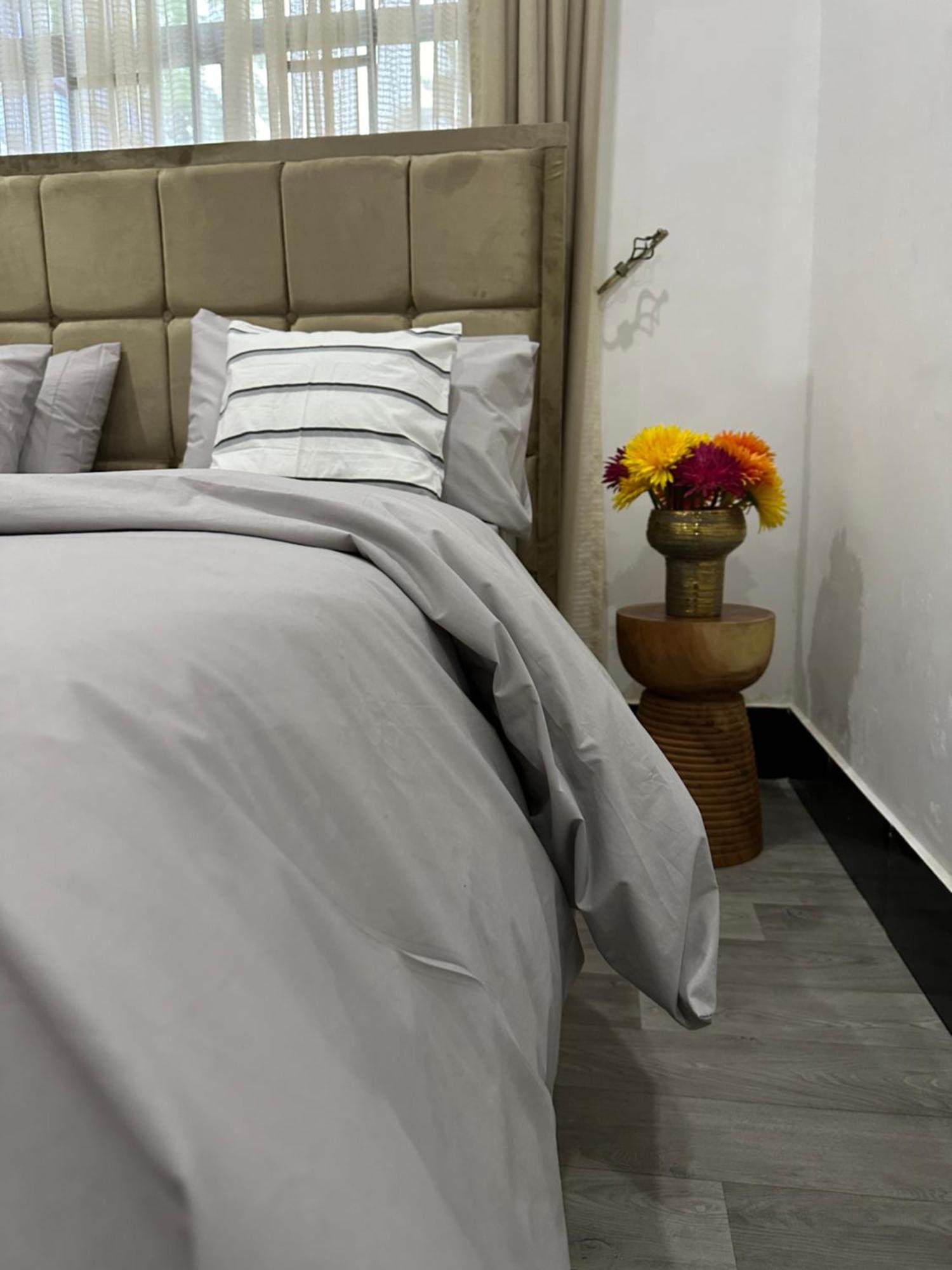 Radiant Retreat Homes 达累斯萨拉姆 外观 照片
