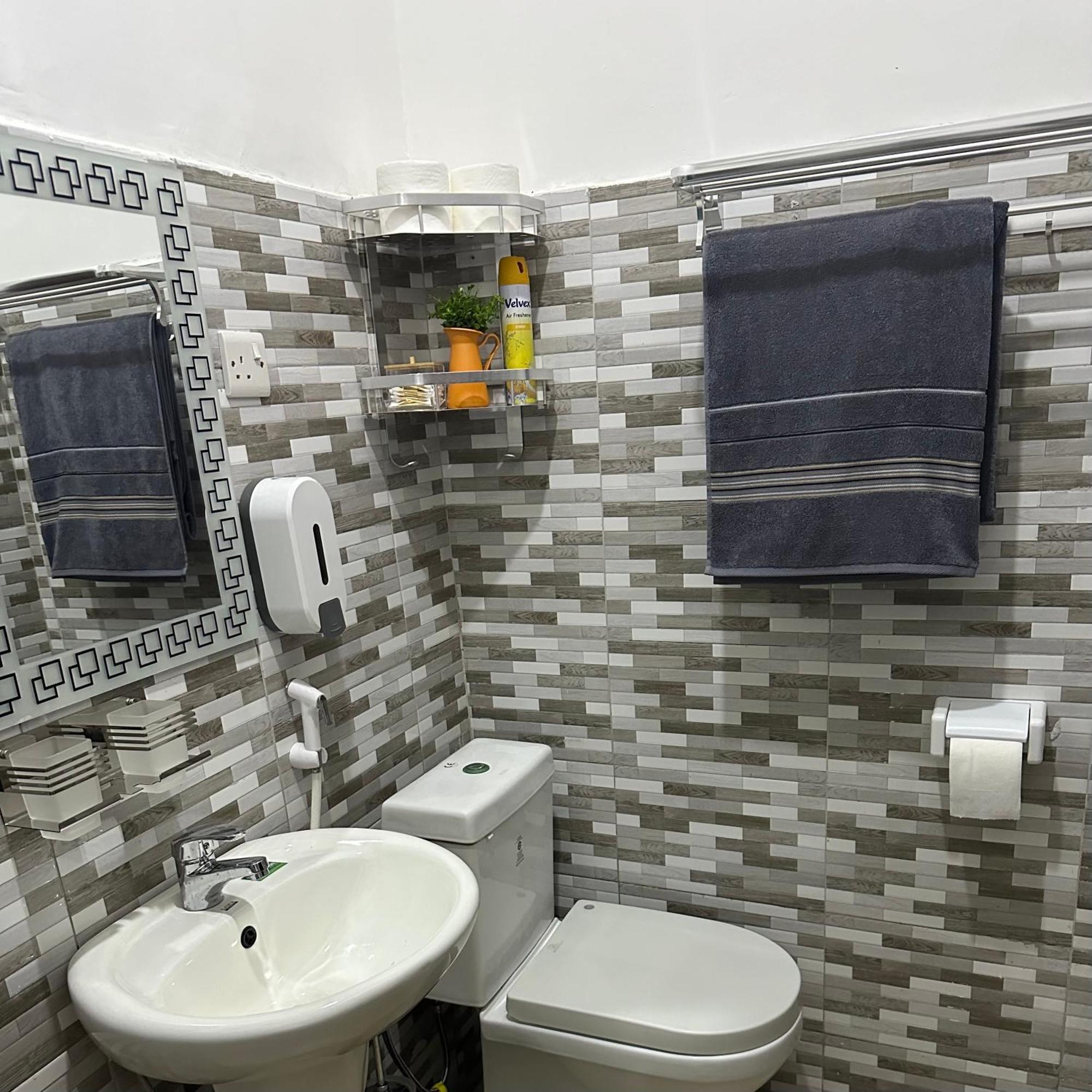 Radiant Retreat Homes 达累斯萨拉姆 外观 照片