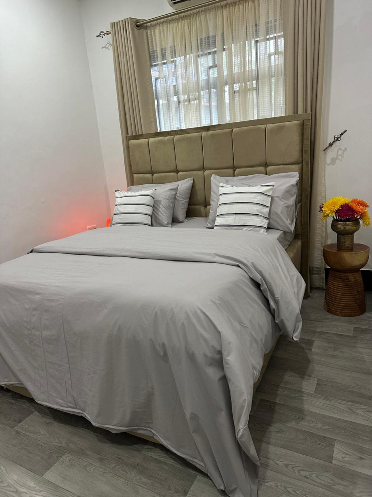 Radiant Retreat Homes 达累斯萨拉姆 外观 照片